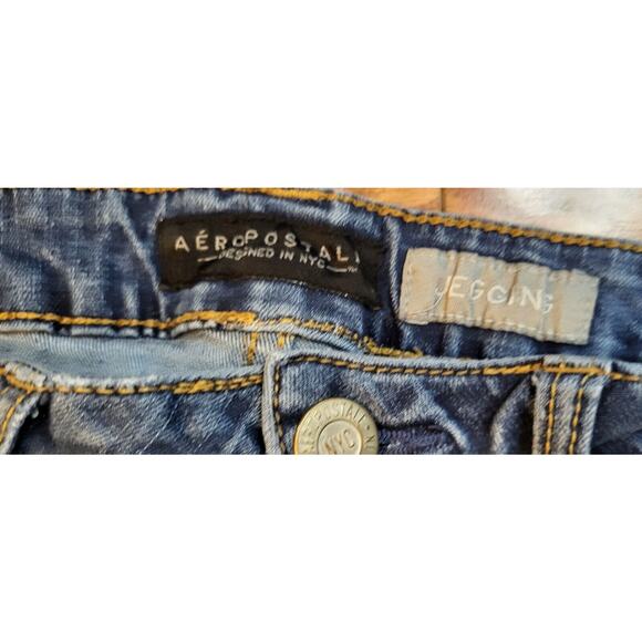 Aeropostale Low Rise Distressed Skinny (Size 6 Short) Jeans - Picture 6 of 10